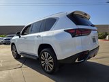 New 2025 Lexus LX 600 4WD w/ Luxury Package image 4