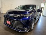 New 2025 Toyota Sienna XLE image 4