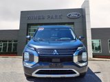 Used 2024 Mitsubishi Outlander SE Black Edition image 2