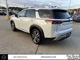 New 2025 Nissan Pathfinder Platinum image 3