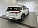 New 2025 Nissan Pathfinder Platinum image 3