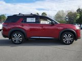 New 2025 Nissan Pathfinder Platinum image 2
