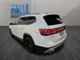 Certified 2024 Volkswagen Atlas Peak Edition SE image 4