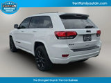 Used 2021 Jeep Grand Cherokee Laredo X image 3