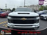 Used 2024 Chevrolet Silverado 2500 LT image 2