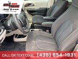 Used 2023 Chrysler Voyager LX image 6