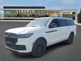 New 2025 Lincoln Navigator L Reserve image 2