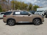 New 2025 Nissan Pathfinder Platinum w/ Cargo Package image 4