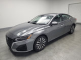 Used 2023 Nissan Altima 2.5 SV image 2