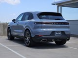 Certified 2025 Porsche Cayenne image 3