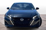 Used 2024 Nissan Altima 2.5 SR w/ SR Premium Package image 3
