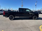 New 2025 Ford F250 Platinum w/ FX4 Off-Road Package image 4