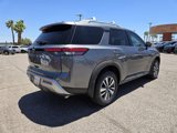 New 2025 Nissan Pathfinder SL image 4
