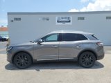 Used 2022 Lincoln Nautilus Reserve w/ Equipment Group 201A image 2