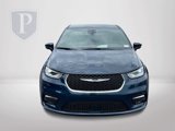 New 2025 Chrysler Pacifica Select image 3