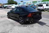 Used 2025 Volvo S60 B5 Plus image 3