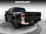 Used 2020 Toyota Tacoma TRD Off-Road image 4