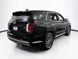 Used 2023 Hyundai Palisade Calligraphy image 5