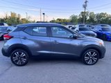 Used 2020 Nissan Kicks SV image 2
