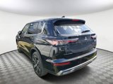 New 2025 Mitsubishi Outlander SE image 3