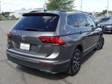 Used 2021 Volkswagen Tiguan SE w/ Panoramic Sunroof Package image 6