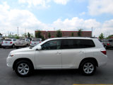 Used 2010 Toyota Highlander SE image 2