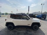 Used 2023 Jeep Renegade Trailhawk image 4