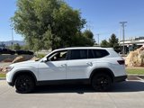 Used 2023 Volkswagen Atlas SE image 2