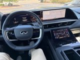 Used 2025 INFINITI QX80 Autograph image 2