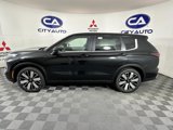 New 2025 Mitsubishi Outlander SE image 4