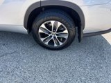 Used 2022 Toyota Highlander XLE image 5
