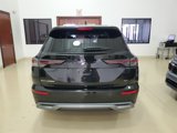 New 2025 Mitsubishi Outlander SE image 5