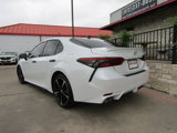 Used 2018 Toyota Camry XSE image 3