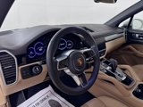 Certified 2023 Porsche Cayenne Platinum Edition image 4