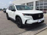 New 2025 Honda Pilot Black Edition image 3