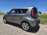 Used 2014 Kia Soul + image 2