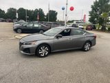 Used 2024 Nissan Altima 2.5 S image 3