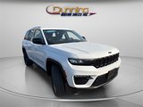 Used 2023 Jeep Grand Cherokee Limited w/ Black Appearance Package image 4