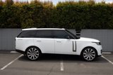 Used 2023 Land Rover Range Rover SE image 3