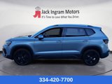 New 2025 Volkswagen Taos SE image 2