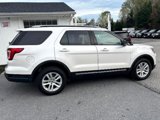 Used 2018 Ford Explorer XLT w/ Equipment Group 202A image 6