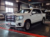 Used 2022 GMC Yukon XL SLT w/ SLT Premium Package image 3