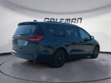 New 2025 Chrysler Pacifica Select image 5