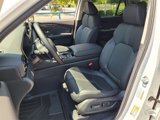 New 2025 Honda Pilot EX-L image 3