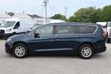 Used 2023 Chrysler Pacifica Touring image 4