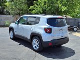 Used 2018 Jeep Renegade Latitude image 4