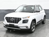 Used 2022 Hyundai Venue Limited image 4