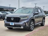 Used 2025 Honda Pilot Touring image 2