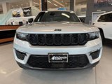 New 2025 Jeep Grand Cherokee Limited w/ Black Appearance Package image 2