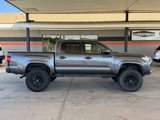 Used 2017 Toyota Tacoma SR image 5